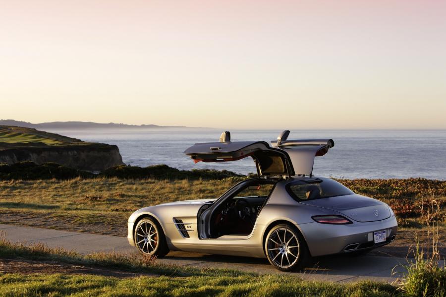  Mercedes-Benz SLS AMG 2010 года  (фото 164 из 526)